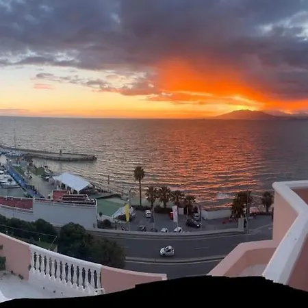 Magnificent 5 Bedroom In Front Malaga