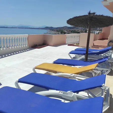 Magnificent 5 Bedroom In Front * Malaga