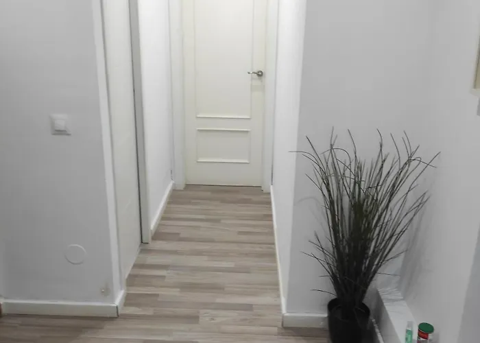 Magnificent 5 Bedroom In Front